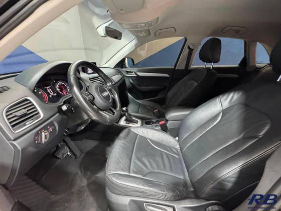 AUDI Q3 1.4 TFSI AMBIENTE GASOLINA 4P S TRONIC
